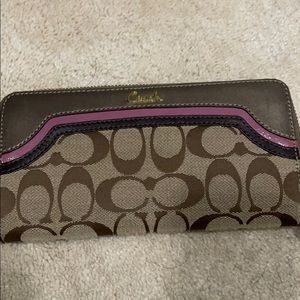 Coach wallet